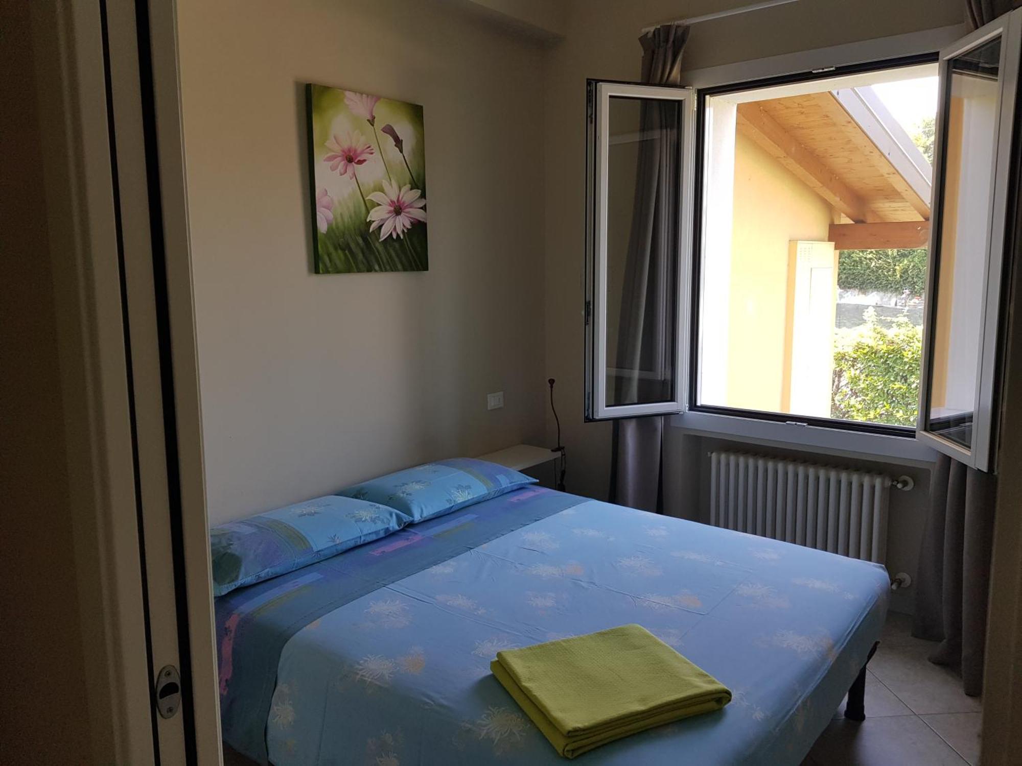 הוילה Moniga del Garda Graziosa Al Porto מראה חיצוני תמונה